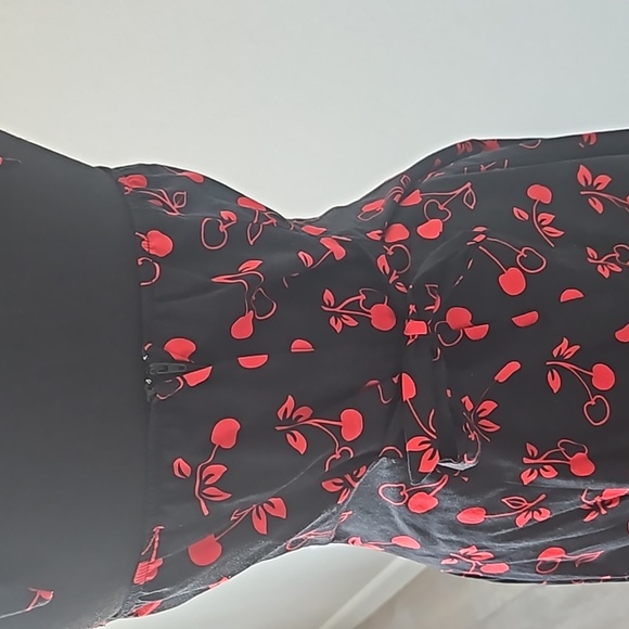 Vintage | Cherry 60s Style 100% Cotton Midi Dress | Womens Medium - Picture 5 of 8